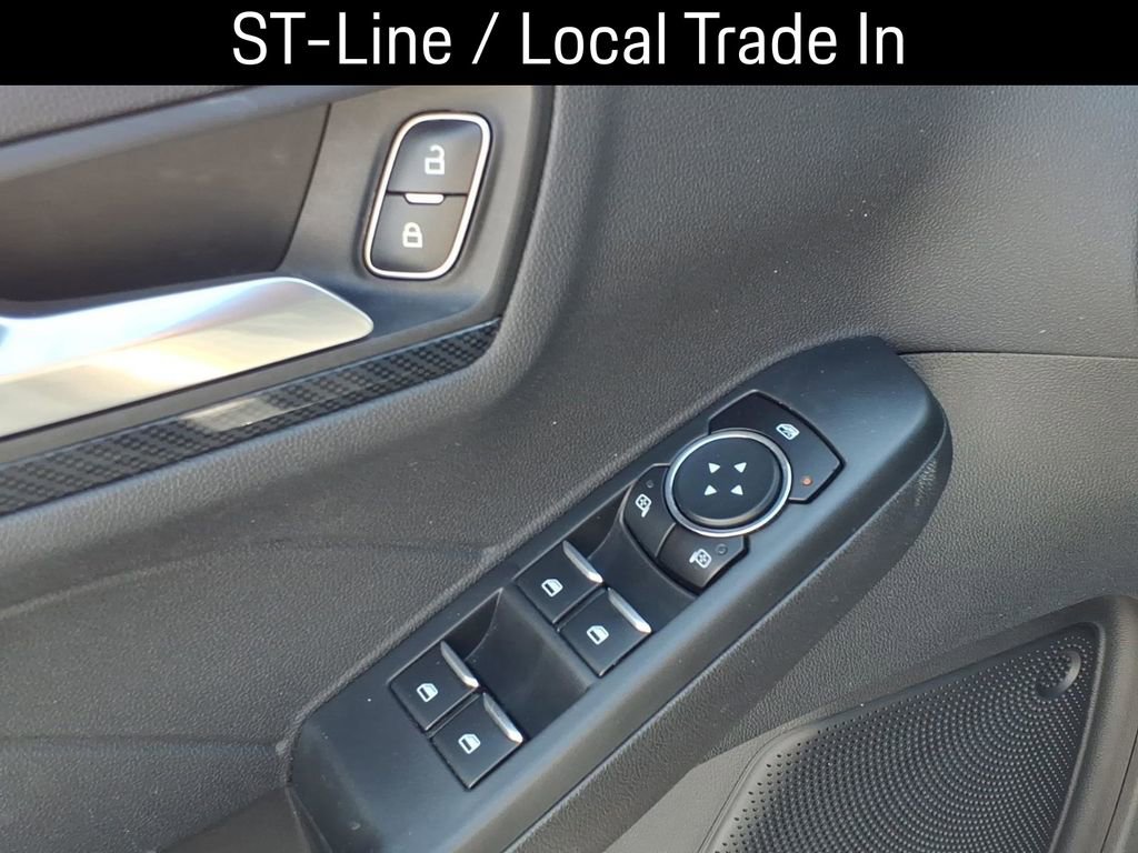 Used 2023 Ford Escape ST-Line w/ Equipment Group 301A FWD image 17