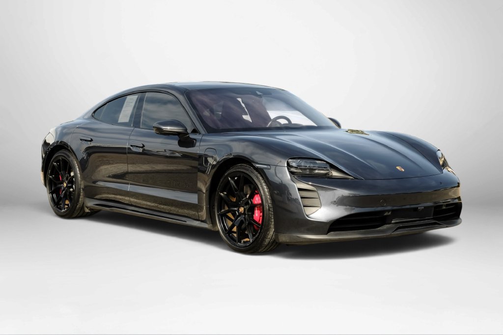 Used 2022 Porsche Taycan GTS AWD/4WD image 4
