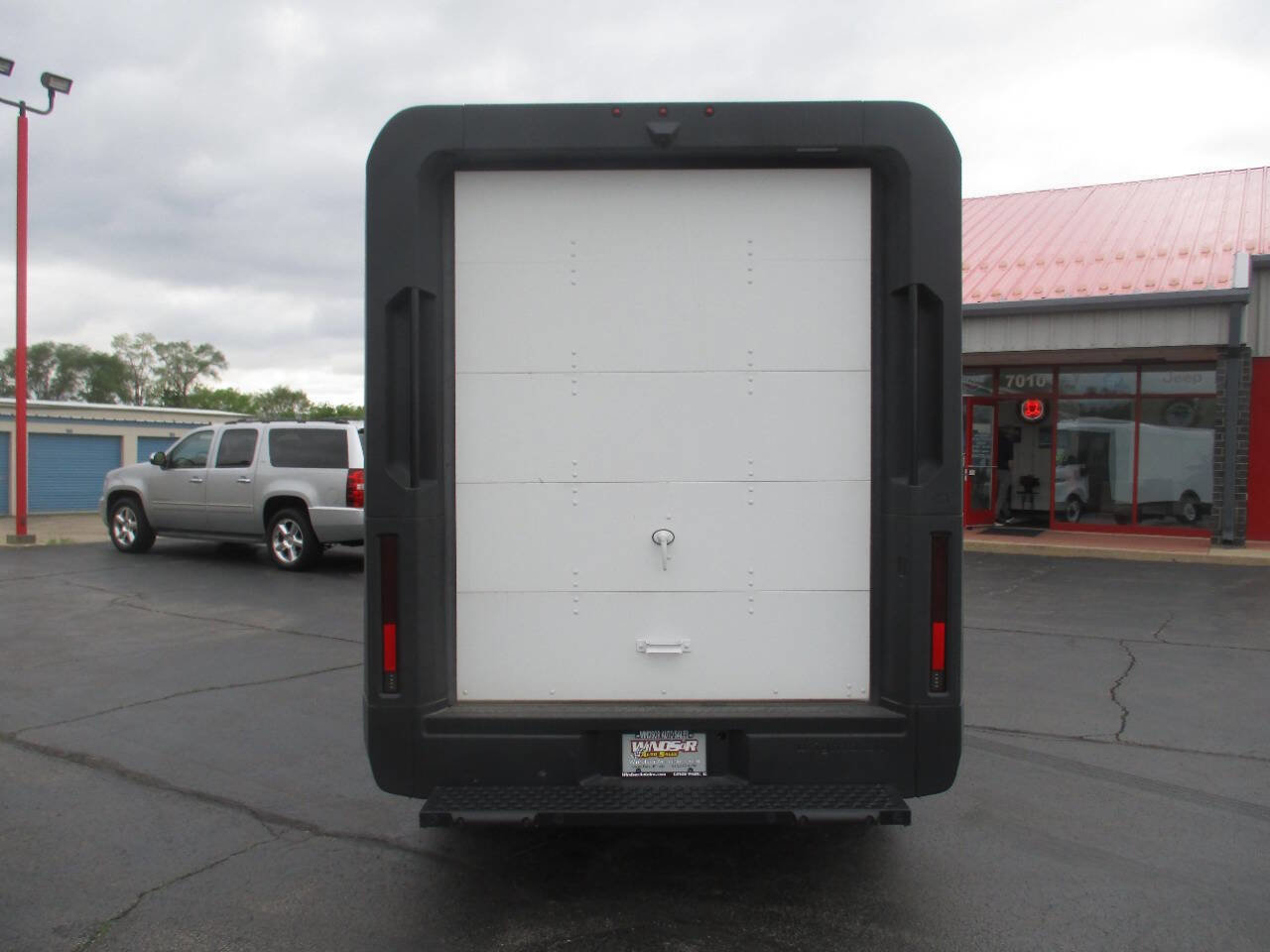Used 2024 Chevrolet Brightdrop 600 w/ Commercial Equipment Package AWD/4WD image 4