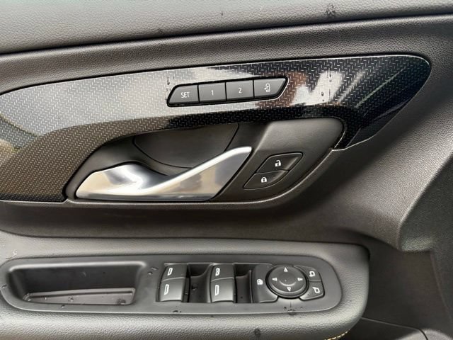 Certified 2024 GMC Terrain AT4 AWD/4WD image 18