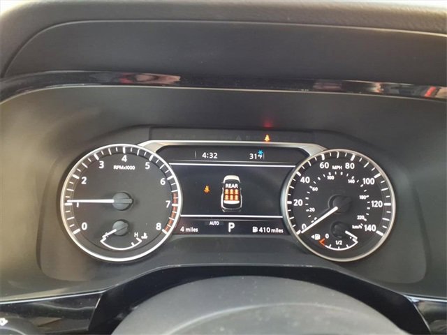 New 2025 Nissan Pathfinder SL w/ Black Appearance Package image 16