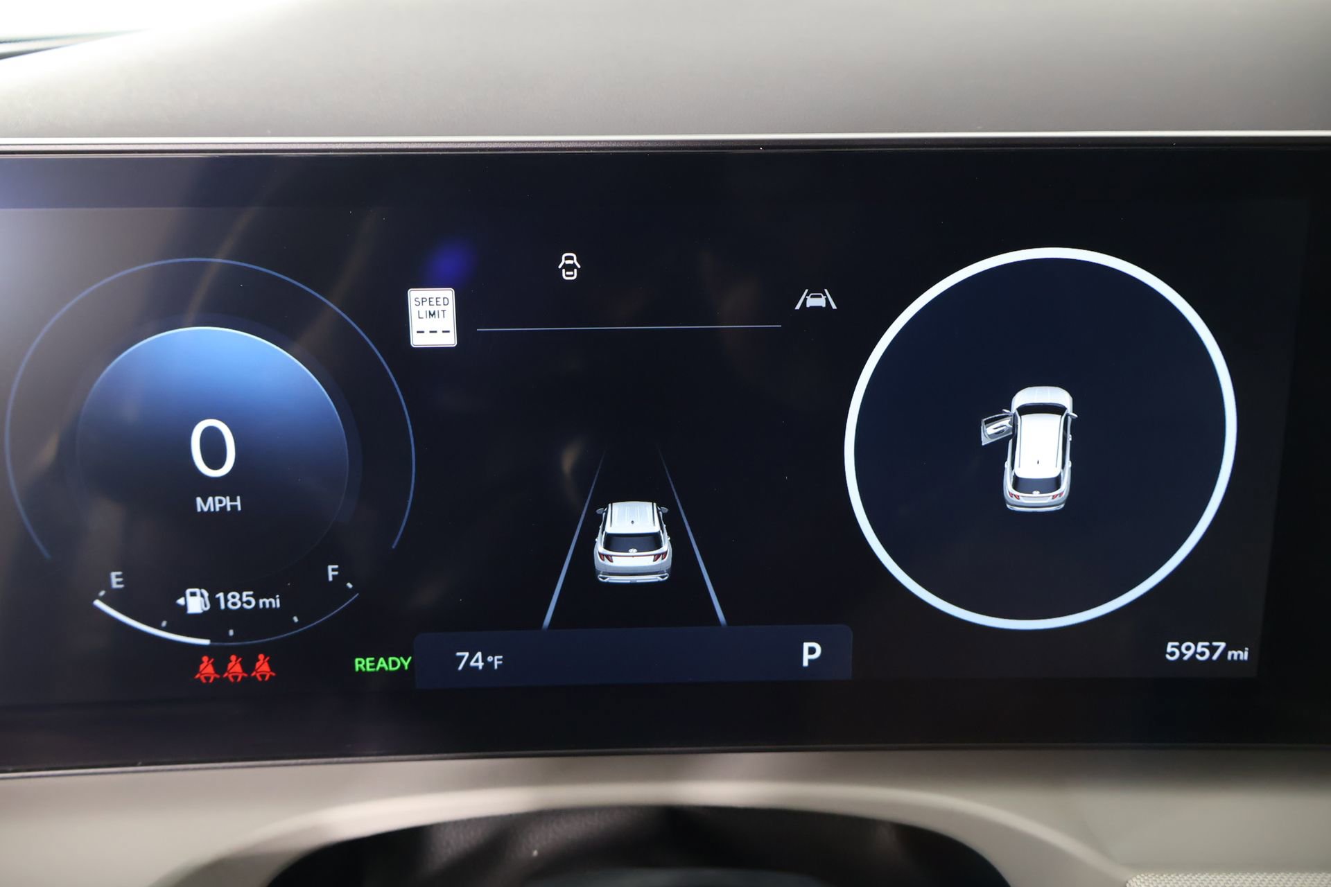 New 2025 Hyundai Tucson Limited AWD/4WD image 4