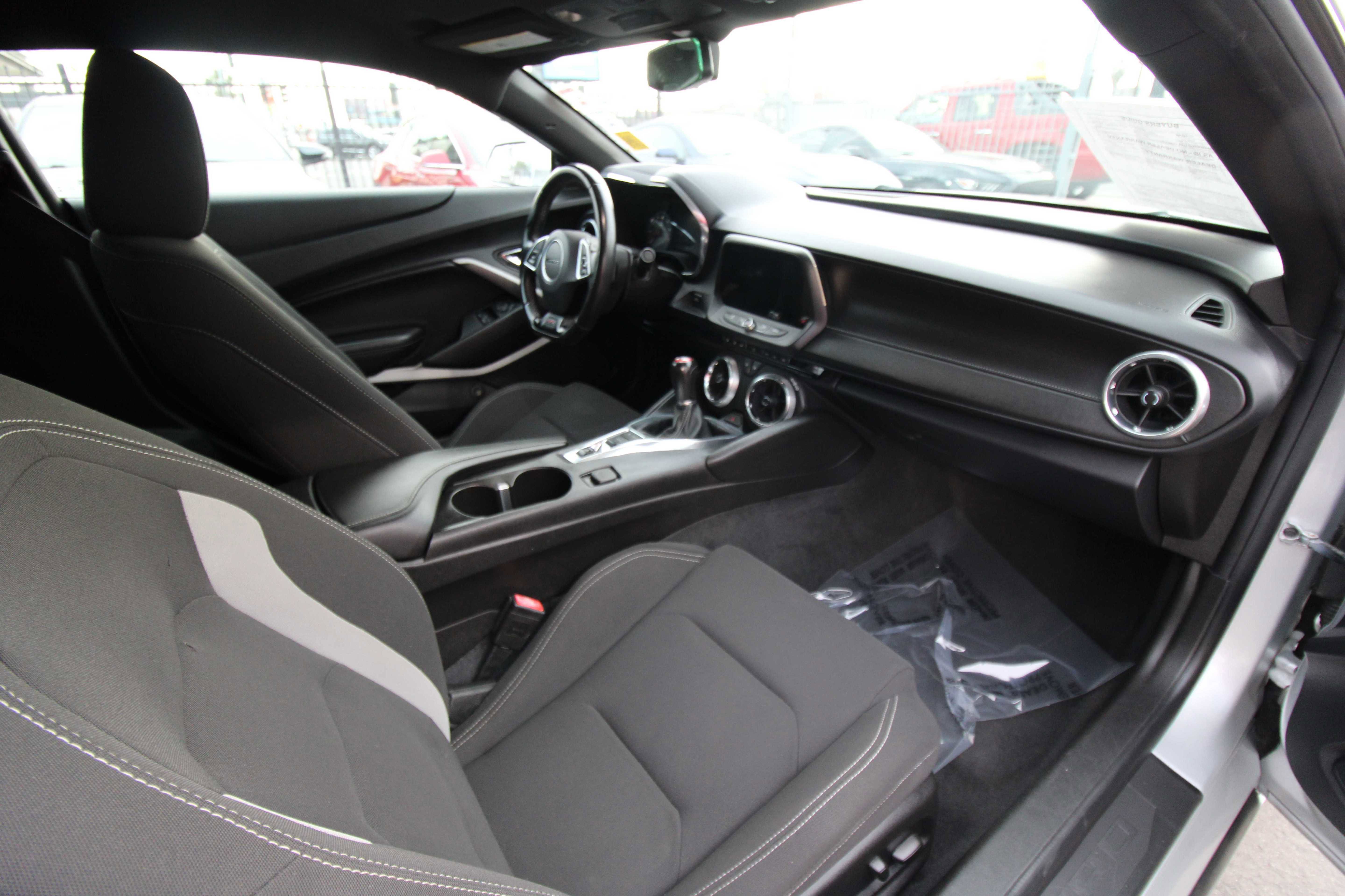 Used 2016 Chevrolet Camaro SS image 37