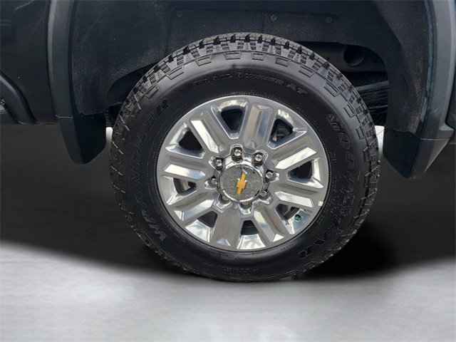 Used 2023 Chevrolet Silverado 2500 High Country w/ Z71 Off-Road Package image 11