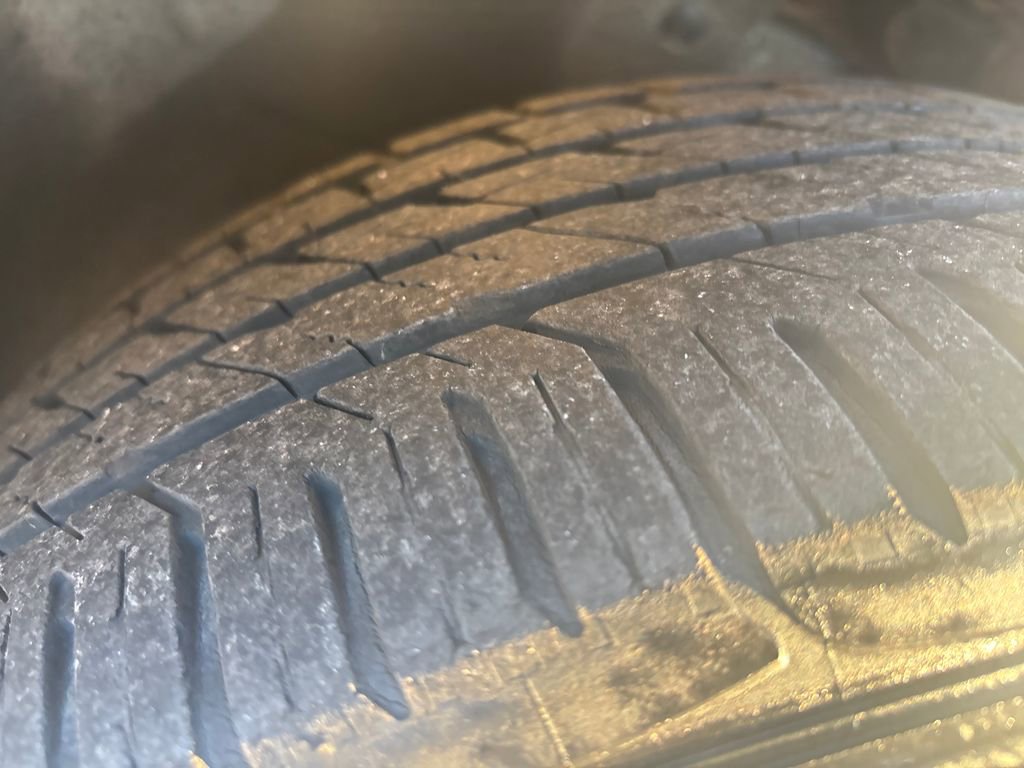 Used 2016 Lincoln MKC Select image 32