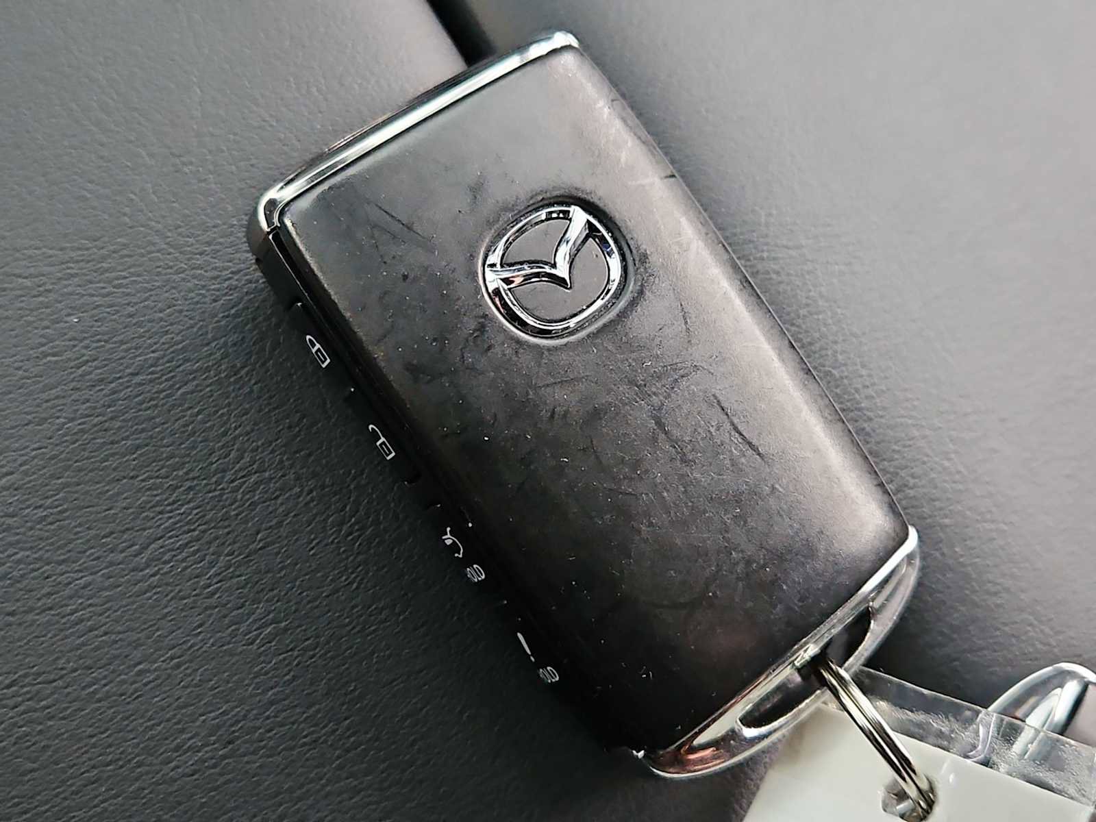 Used 2025 MAZDA CX-70 3.3 Turbo S w/ Premium Package image 34