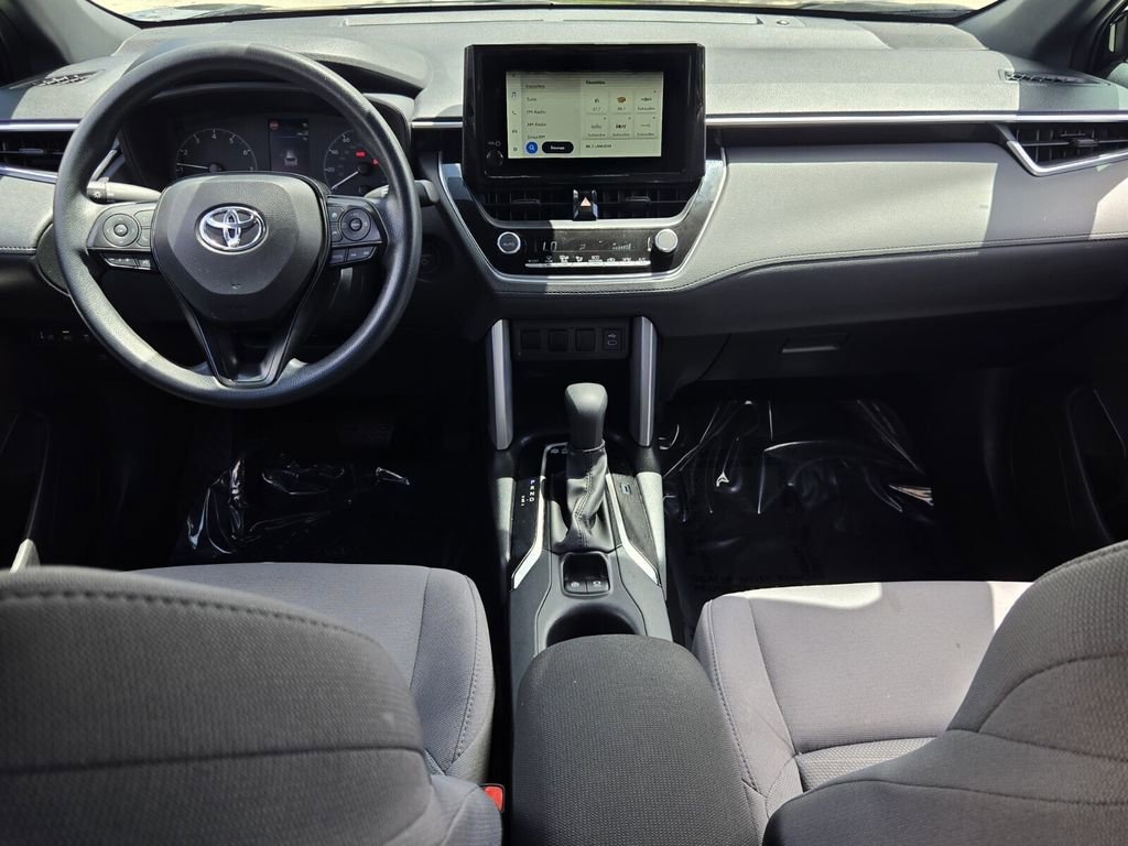 Used 2024 Toyota Corolla Cross AWD Hybrid image 13