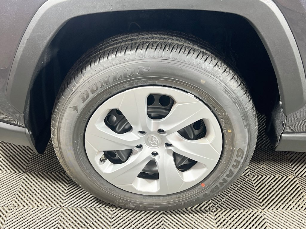 Certified 2025 Toyota RAV4 LE AWD/4WD image 24