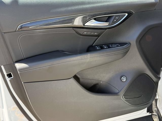 Used 2023 Buick Envision Essence w/ Sport Touring Package AWD/4WD image 14