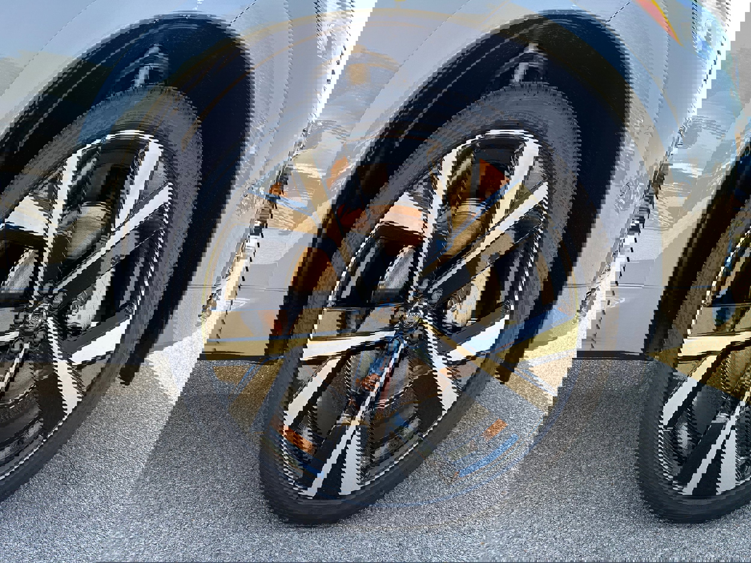 New 2026 Volvo XC60 T8 Ultra w/ Protection Package Premier image 7