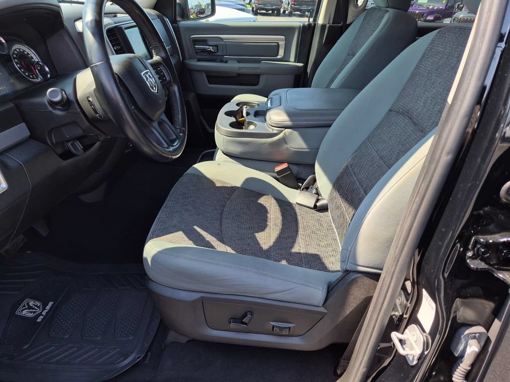 Used 2019 RAM 1500 Big Horn AWD/4WD image 12