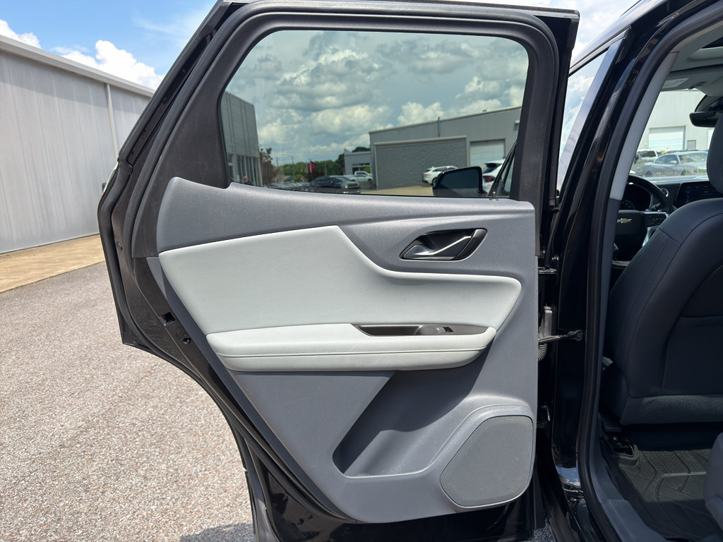 Used 2019 Chevrolet Blazer LT w/ Sun and Wheels Package FWD image 12
