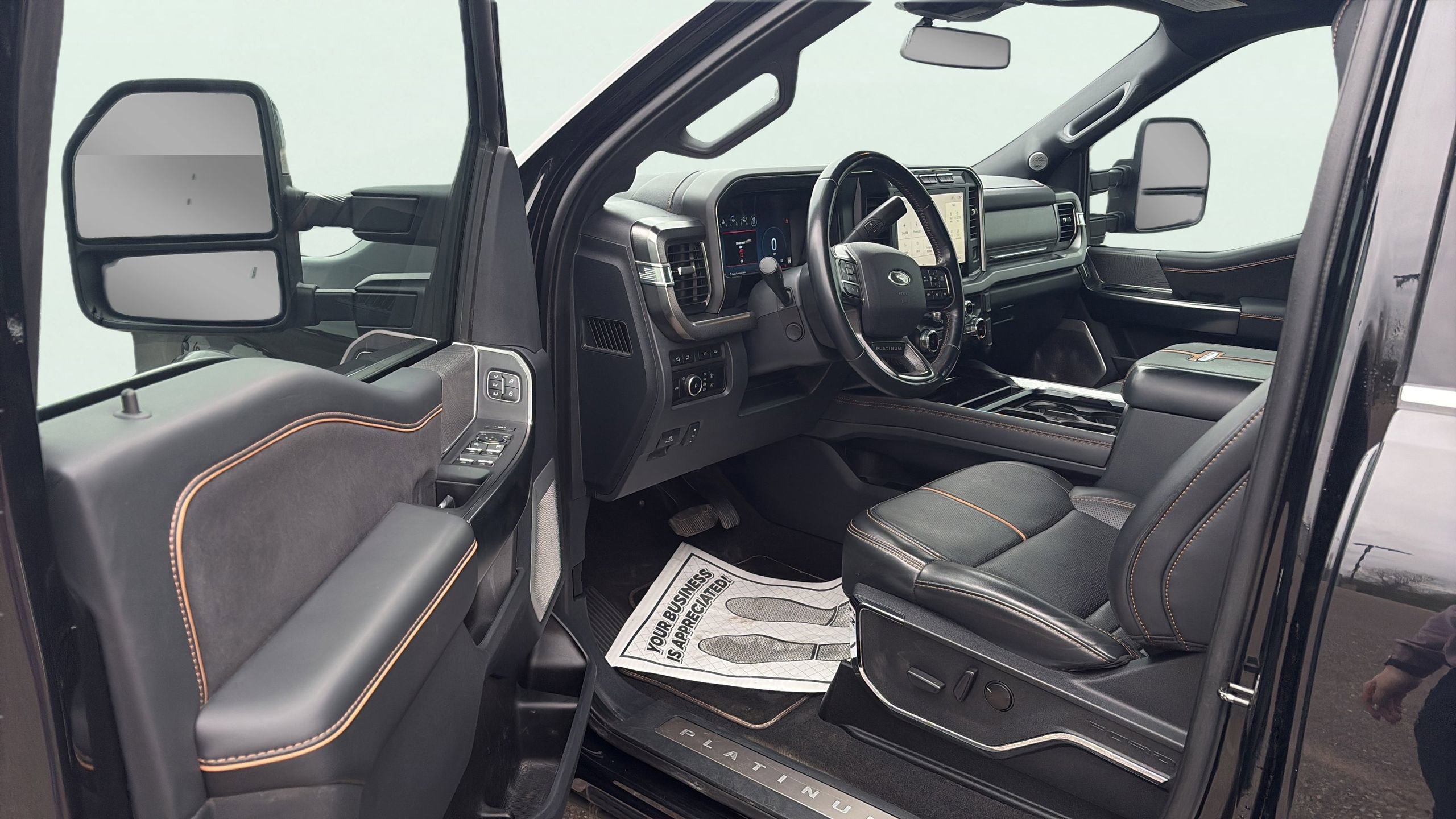 Used 2023 Ford F450 Platinum w/ FX4 Off-Road Package AWD/4WD image 11