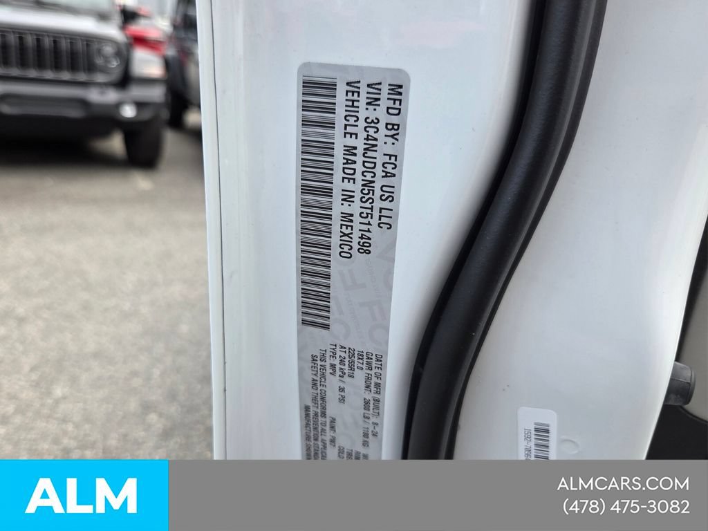Used 2025 Jeep Compass Limited AWD/4WD image 19