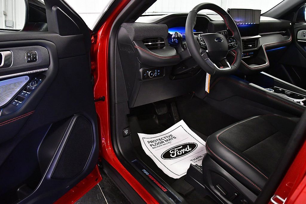 New 2026 Ford Explorer ST w/ Sun And Sound Package image 16
