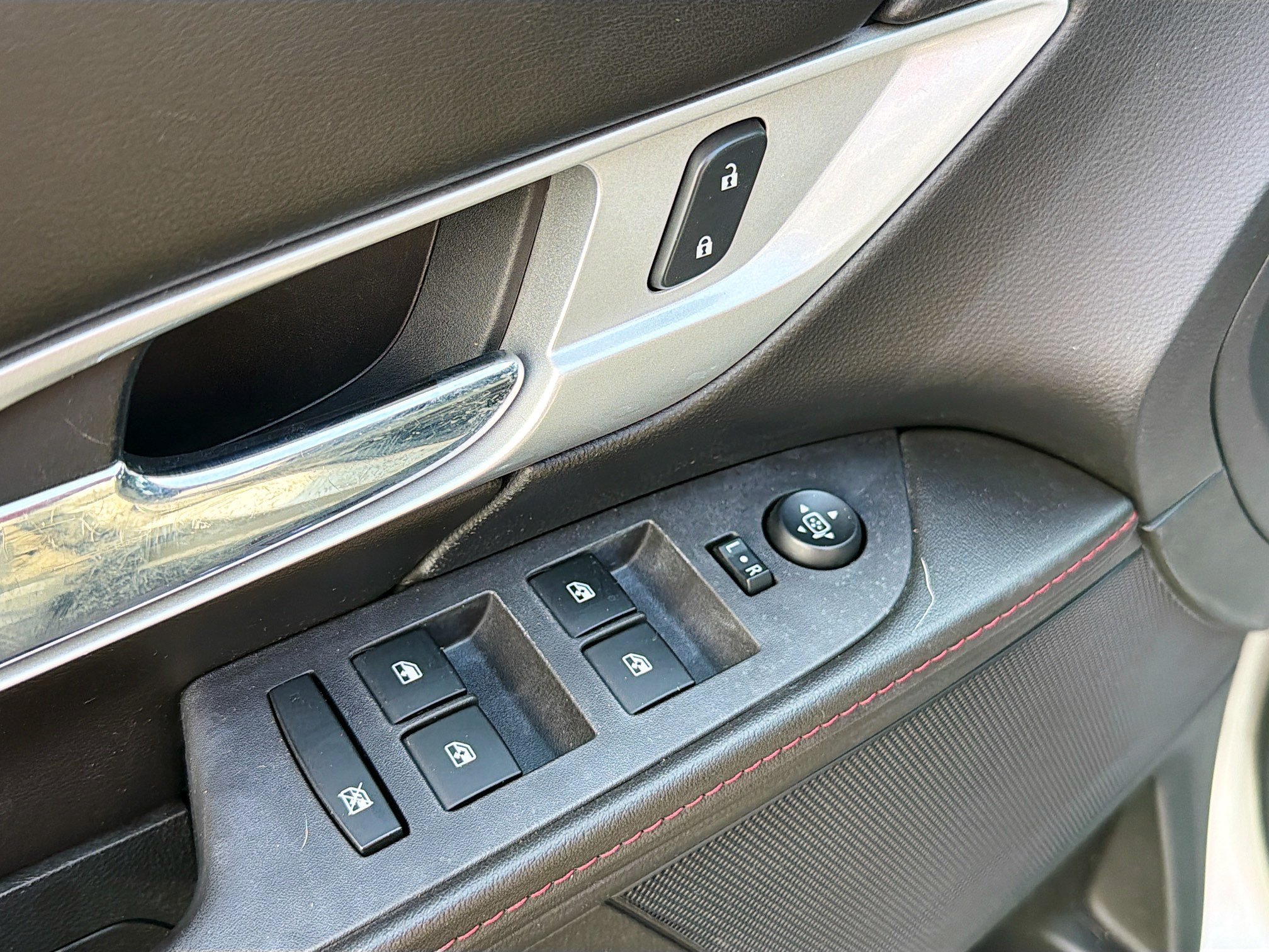 Used 2014 GMC Terrain SLE FWD image 7