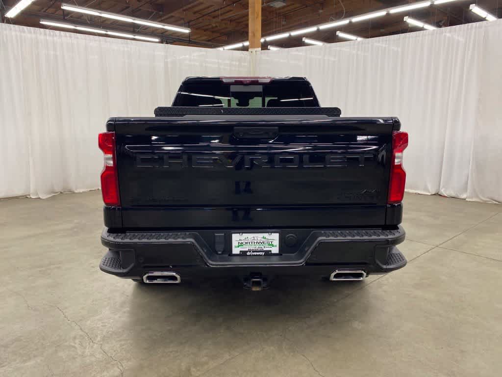 Used 2022 Chevrolet Silverado 1500 High Country w/ High Country Premium Package AWD/4WD image 5
