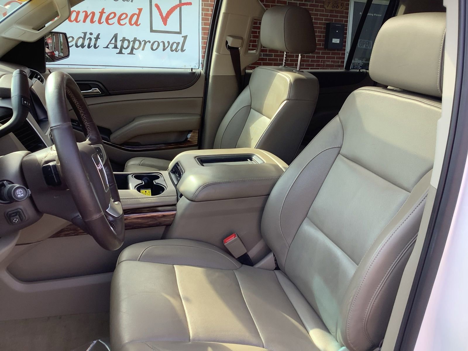 Used 2018 GMC Yukon XL SLT w/ Open Road Package image 17