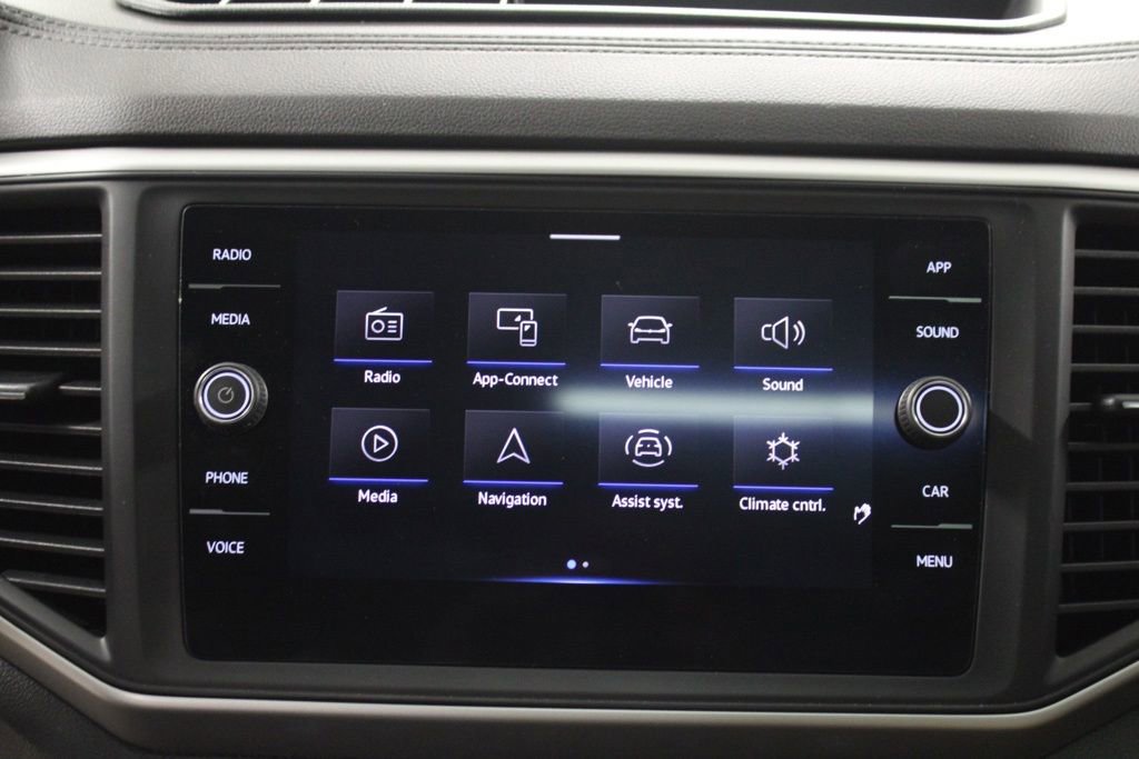Used 2021 Volkswagen Atlas Cross Sport SE FWD image 28