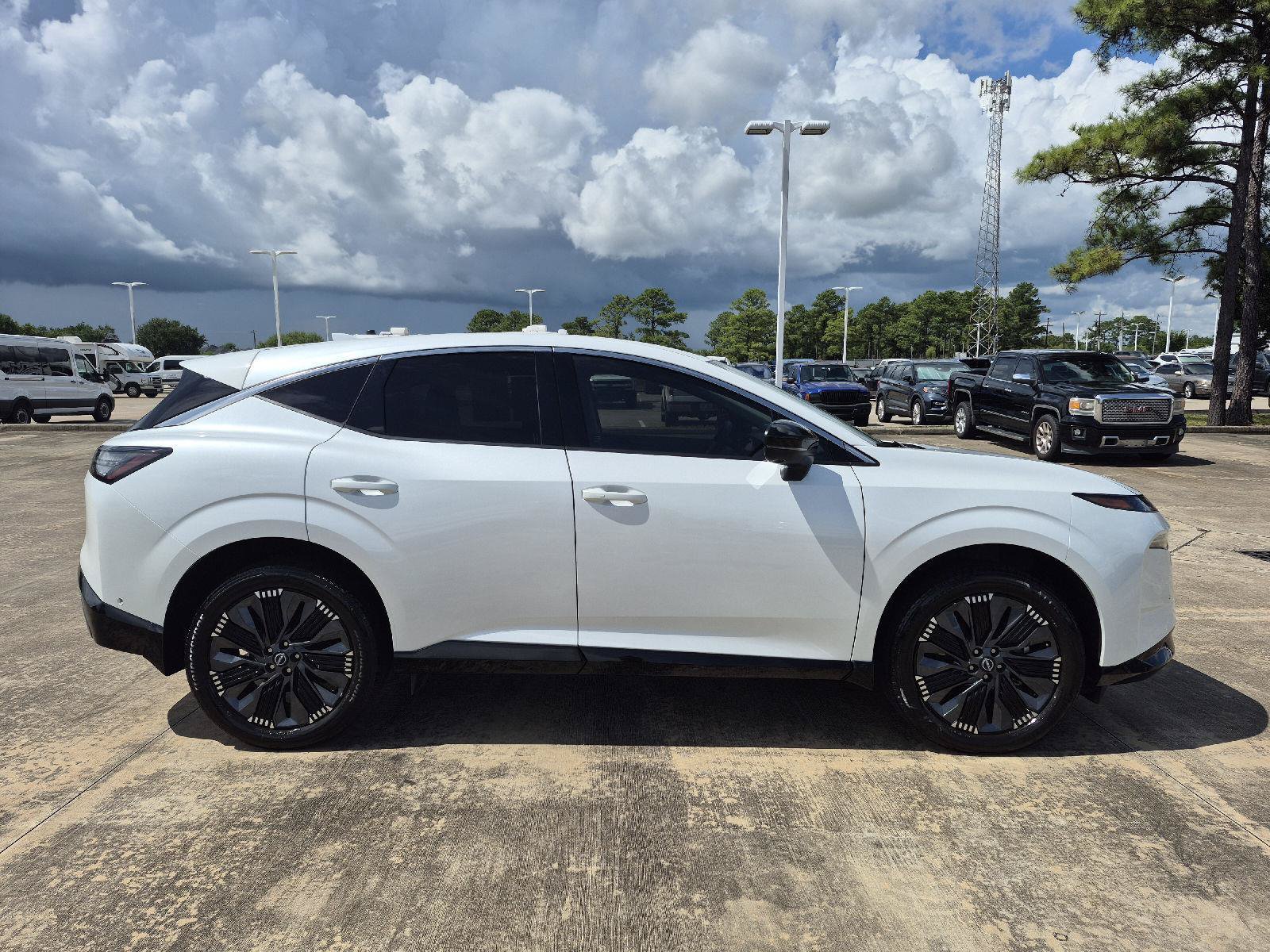 Used 2025 Nissan Murano Platinum AWD/4WD image 18