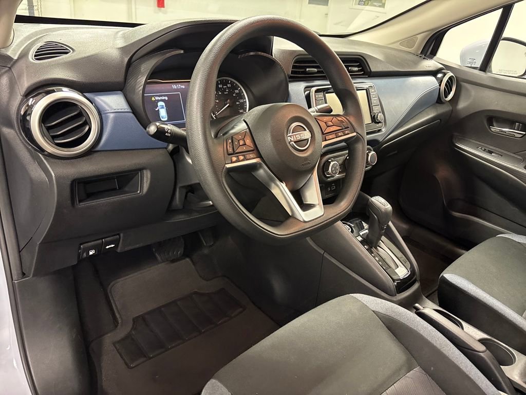 Used 2025 Nissan Versa SV image 25