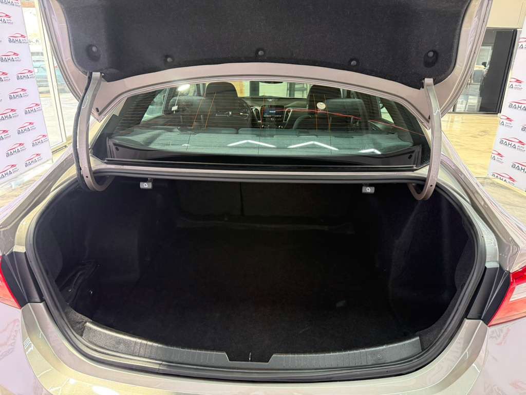 Used 2025 Chevrolet Malibu LT FWD image 48