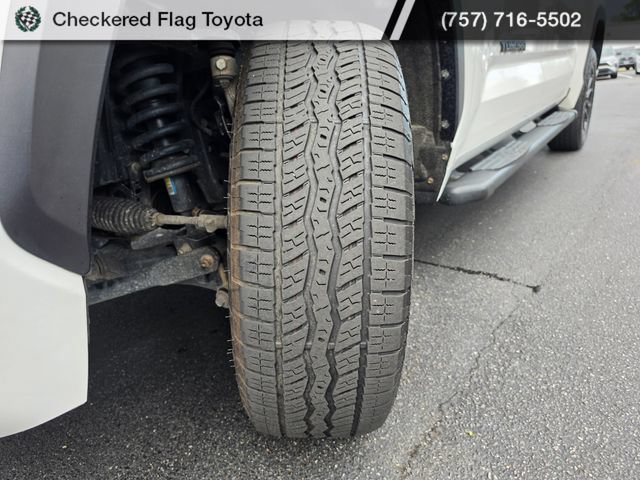 Used 2024 Toyota Tundra Limited AWD/4WD image 10