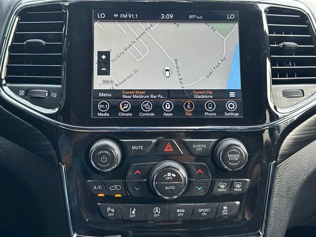 Used 2021 Jeep Grand Cherokee Laredo X AWD/4WD image 34