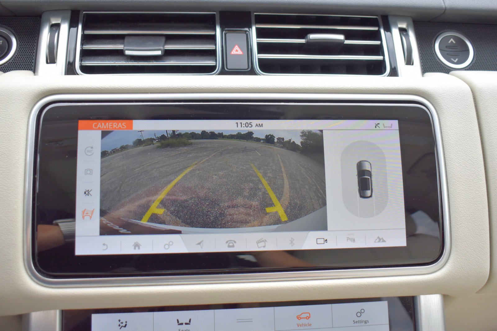 Used 2021 Land Rover Range Rover AWD/4WD image 14