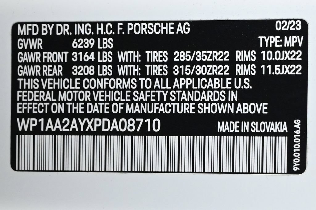 Certified 2023 Porsche Cayenne AWD/4WD image 27