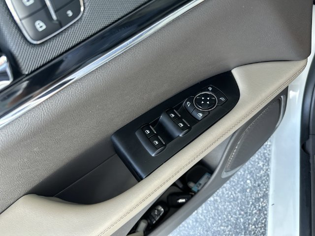 Used 2023 Lincoln Nautilus Reserve AWD/4WD image 14