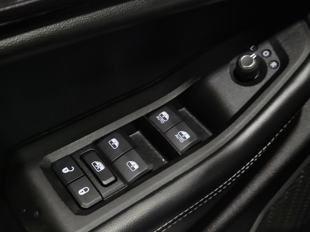 Used 2021 Jeep Grand Cherokee L Laredo w/ Luxury Tech Group I AWD/4WD image 27