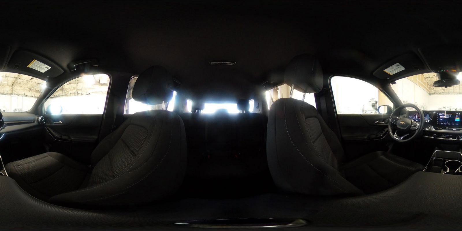 Used 2025 Chevrolet Equinox LT image 41