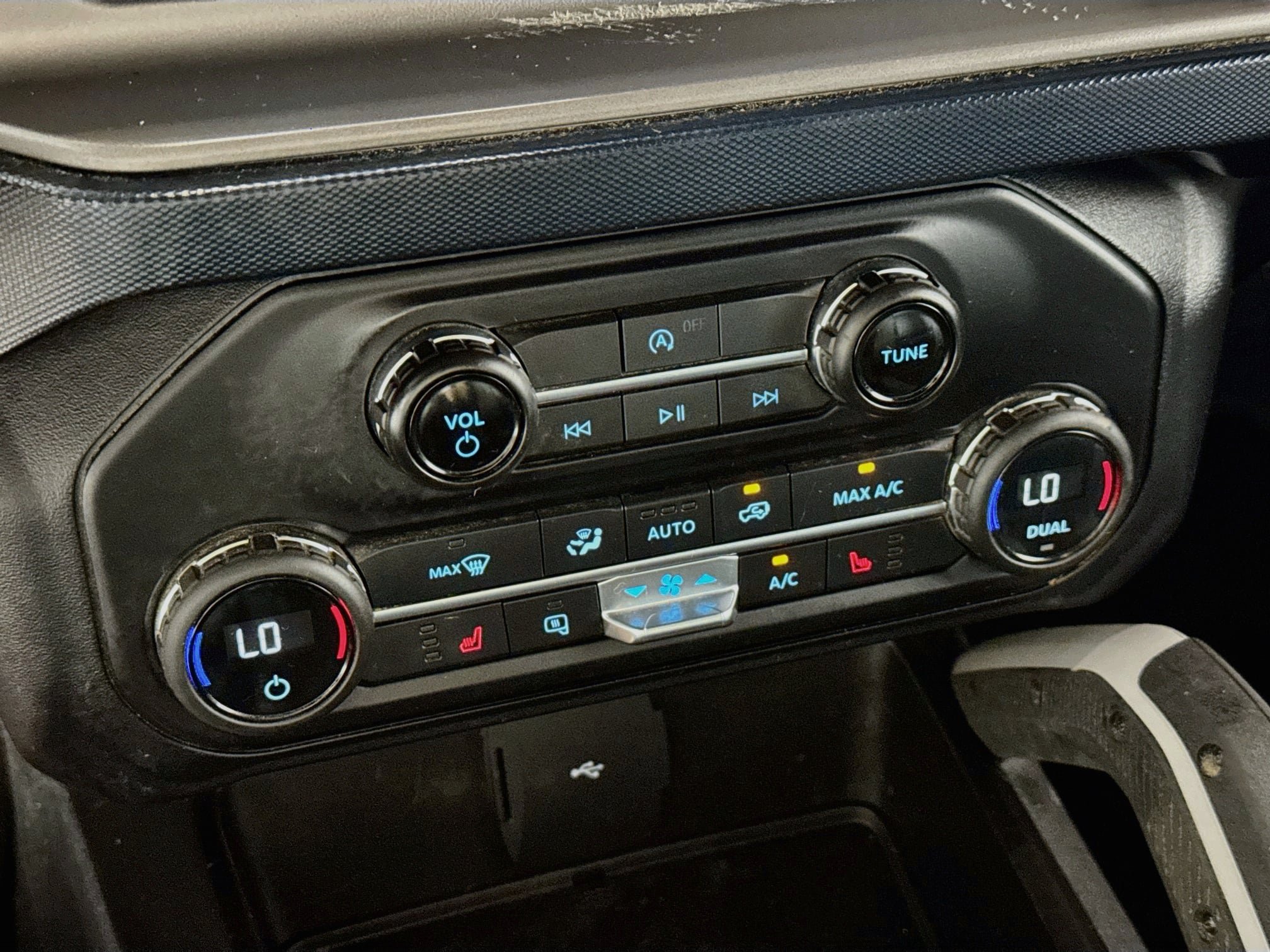 Used 2021 Ford Bronco Outer Banks AWD/4WD image 17