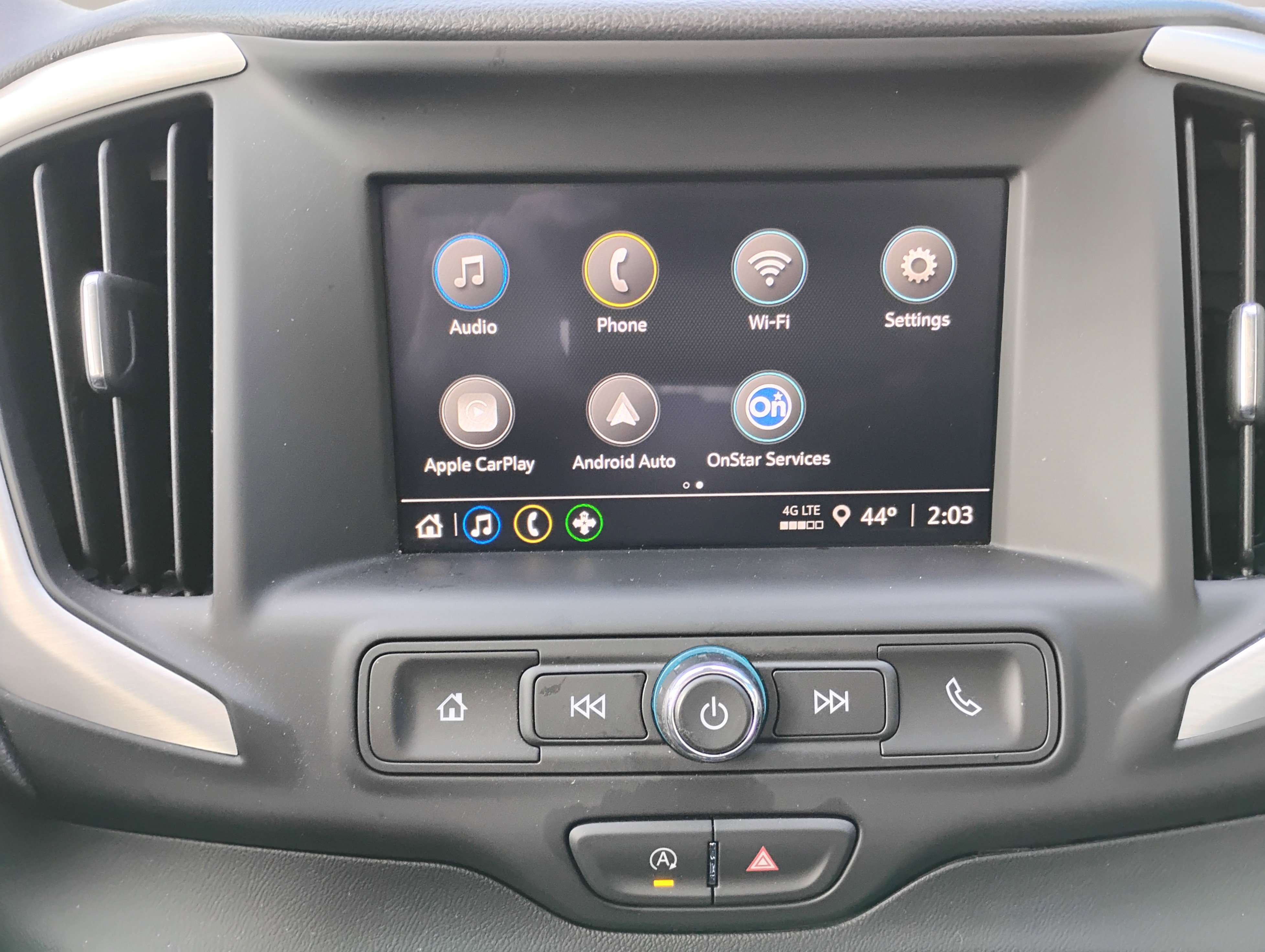 Used 2023 GMC Terrain SLE w/ Driver Convenience Package image 6