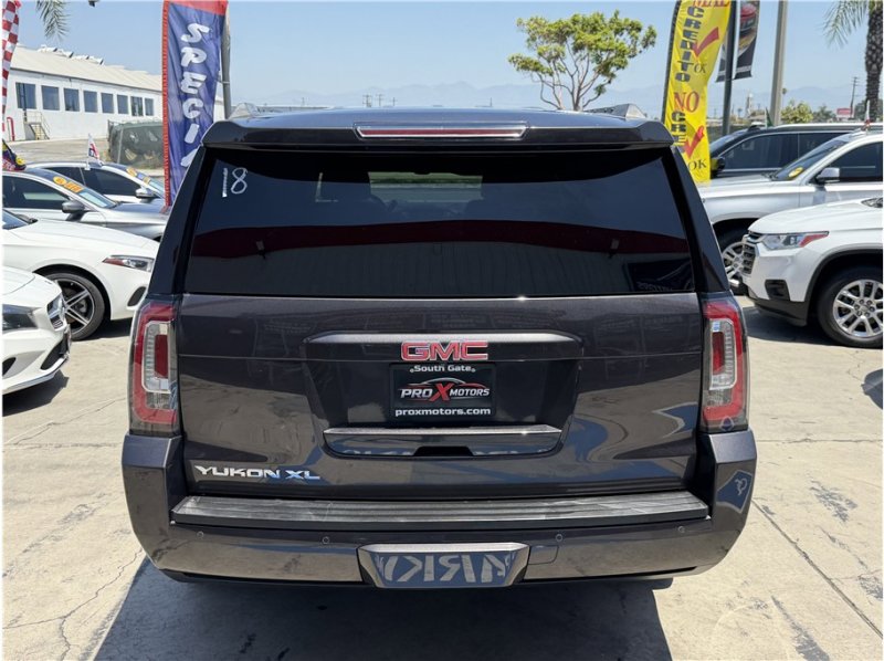 Used 2016 GMC Yukon XL SLT w/ Open Road Package RWD image 13