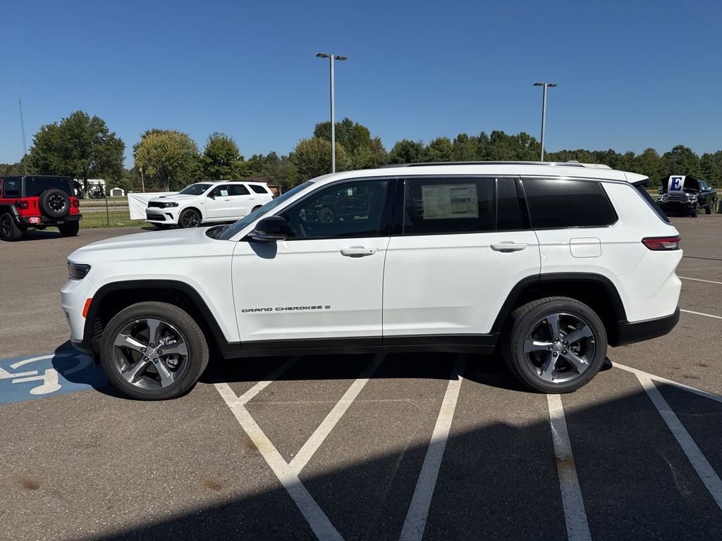 New 2025 Jeep Grand Cherokee L Limited image 5