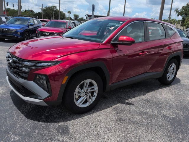 Certified 2025 Hyundai Tucson SE FWD image 8