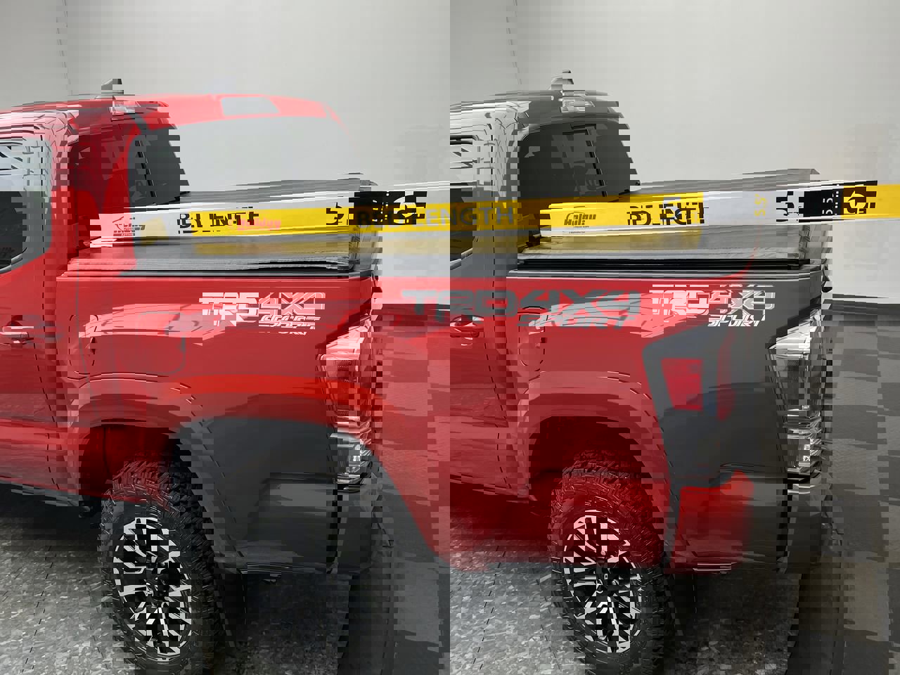 Used 2020 Toyota Tacoma TRD Sport w/ TRD Premium Sport Package image 31