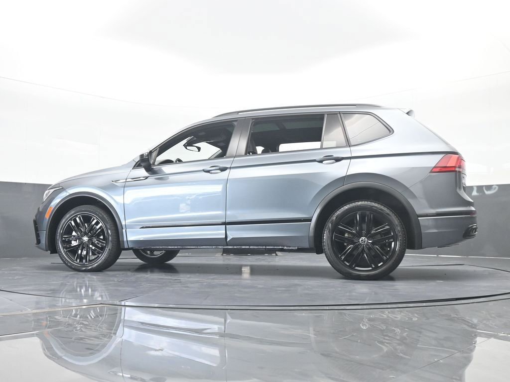 Used 2022 Volkswagen Tiguan SE R-Line image 64
