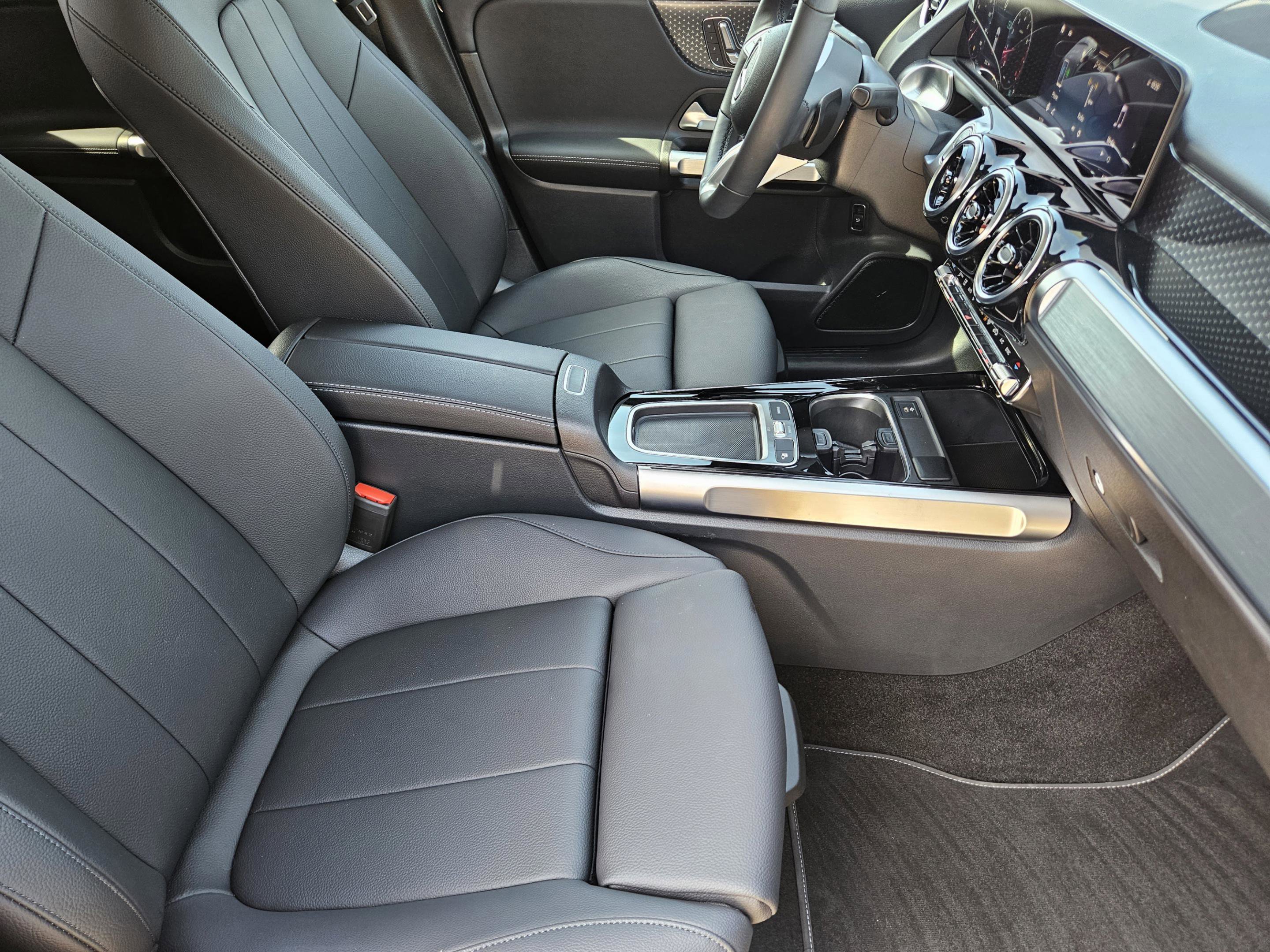 Certified 2026 Mercedes-Benz GLB 250 image 7