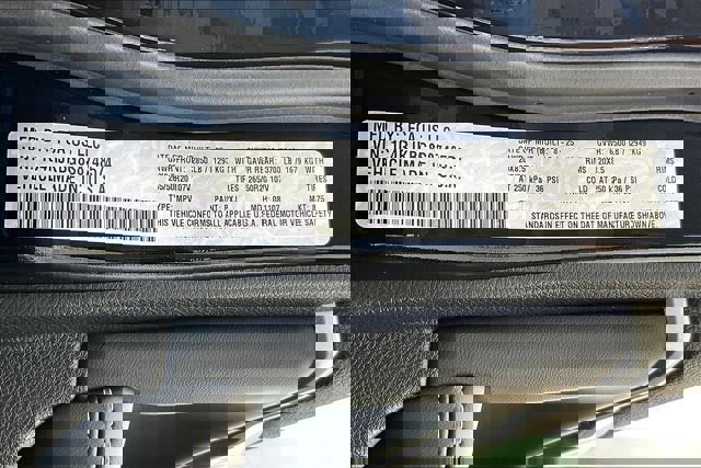 New 2025 Jeep Grand Cherokee L Limited w/ Black Appearance Package image 14