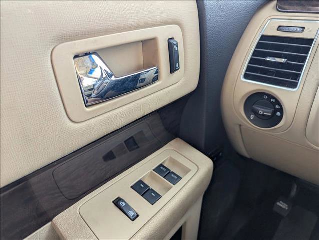 Used 2019 Ford Flex Limited FWD image 9