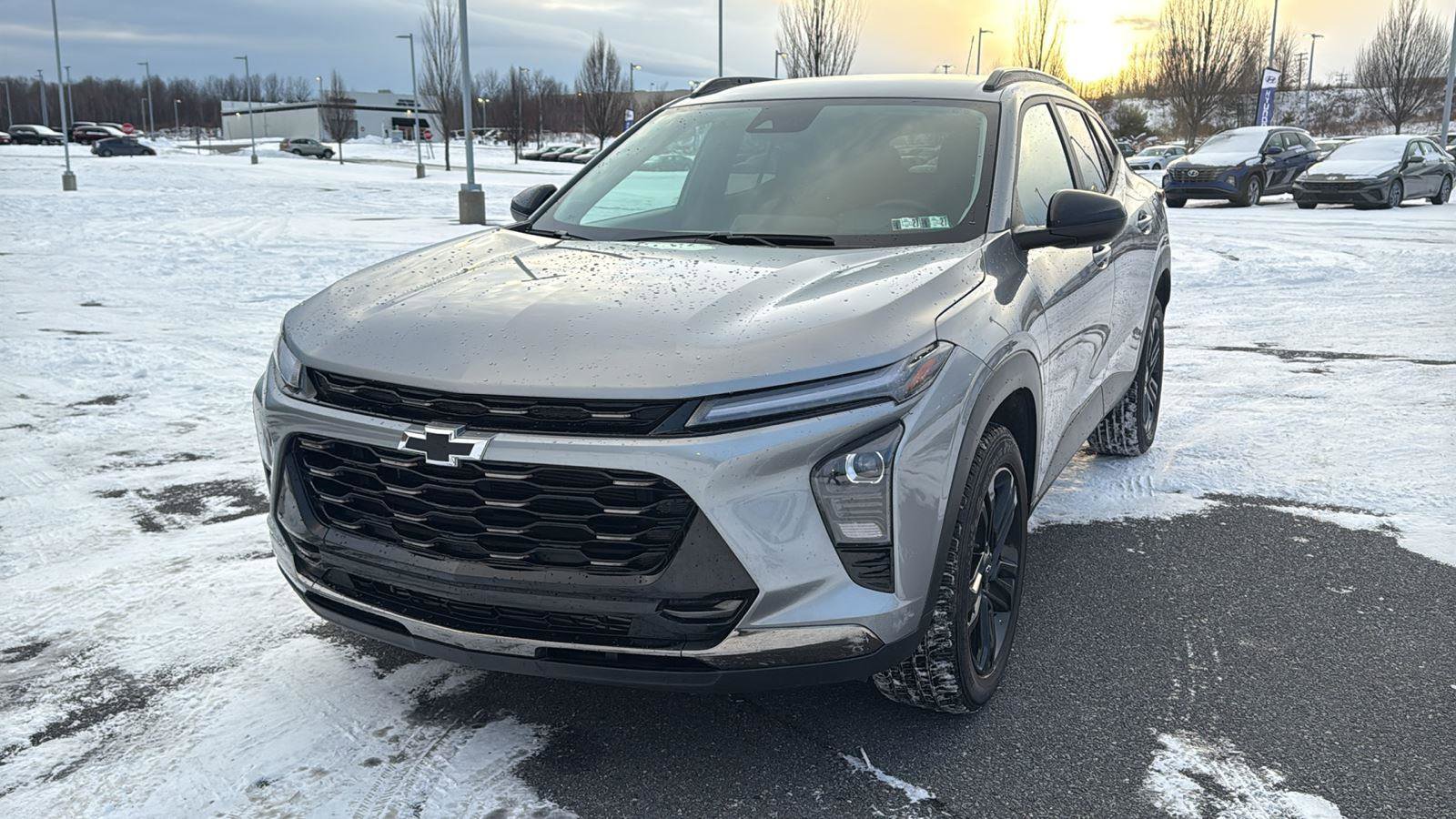 Used 2024 Chevrolet Trax ACTIV w/ Driver Confidence Package image 16