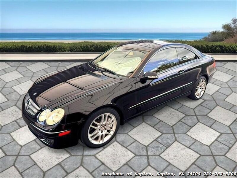 Used 2009 Mercedes-Benz CLK 350 Coupe w/ Premium I Pkg image 2