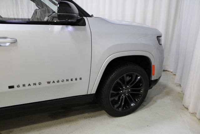 Used 2023 Jeep Grand Wagoneer Series II w/ Quick Order Packagew 28T image 11