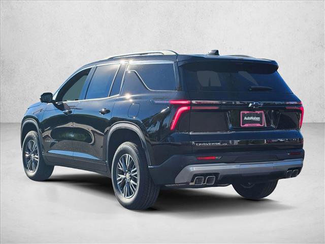 New 2026 Chevrolet Traverse LT image 2