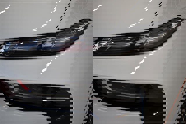 Used 2024 BMW X7 M60i w/ Executive Package image 17