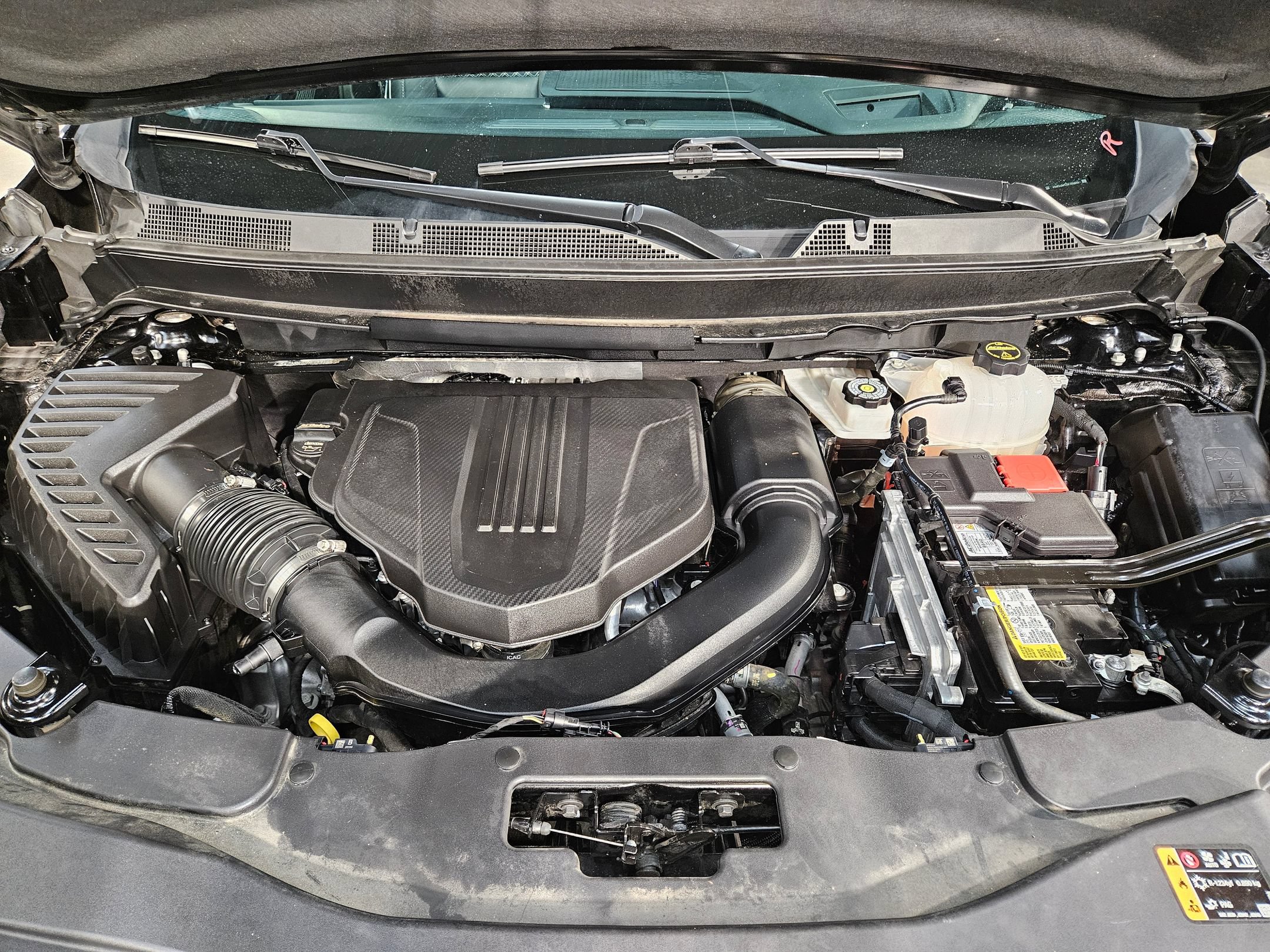 Used 2024 GMC Acadia Denali AWD/4WD image 19