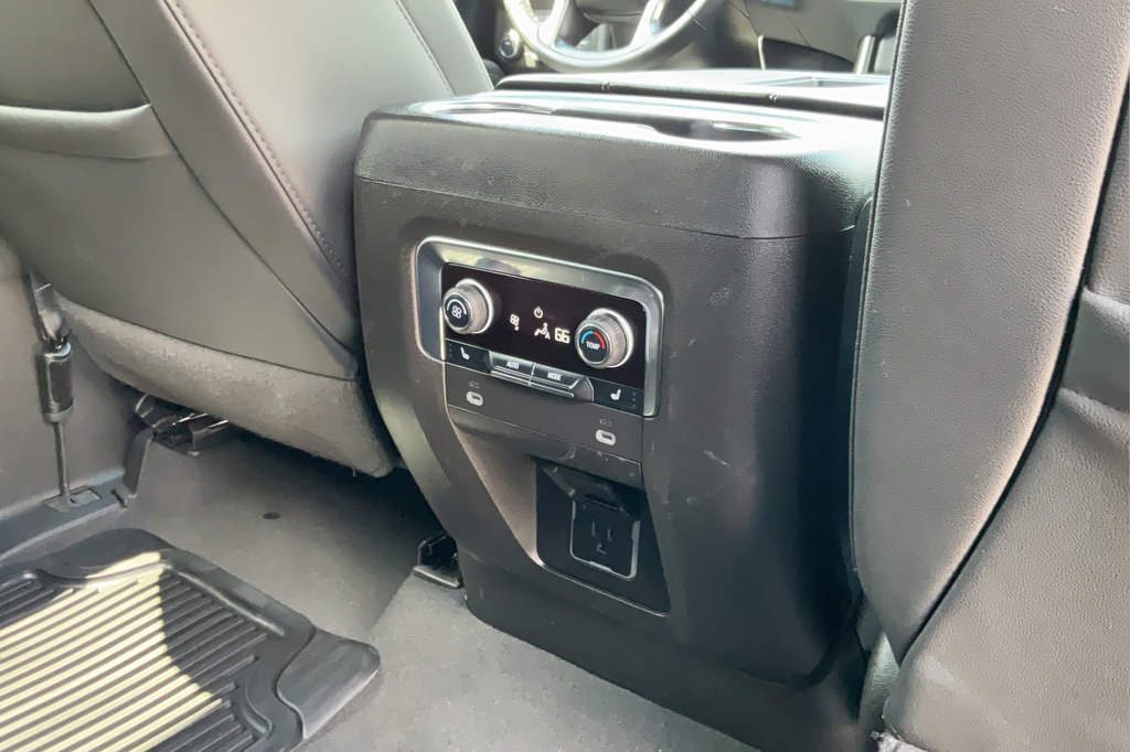 Certified 2024 Chevrolet Tahoe Premier RWD image 22